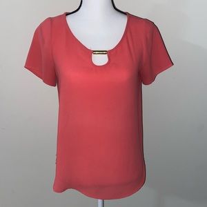 Coral top